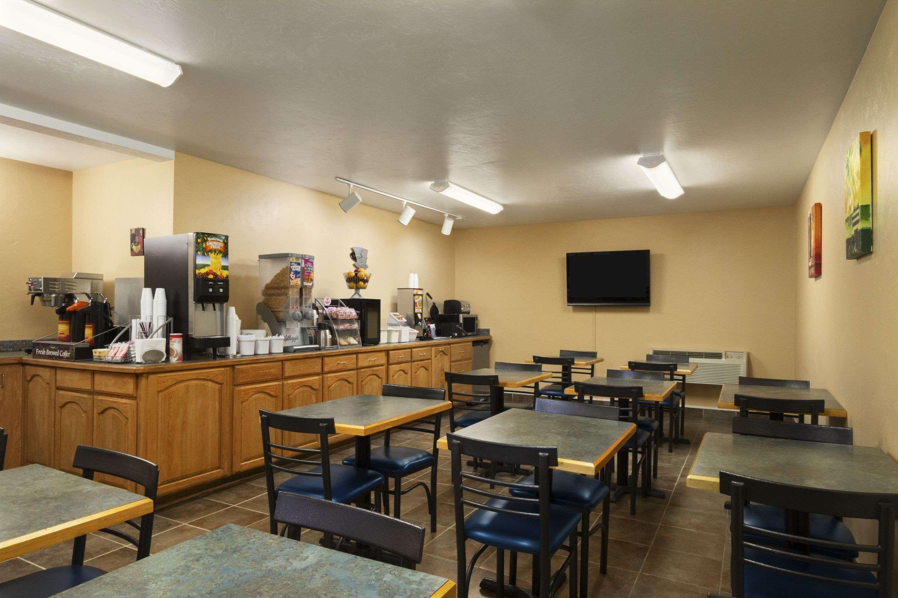 Motel Super 8 By Wyndham Kennewick Esterno foto
