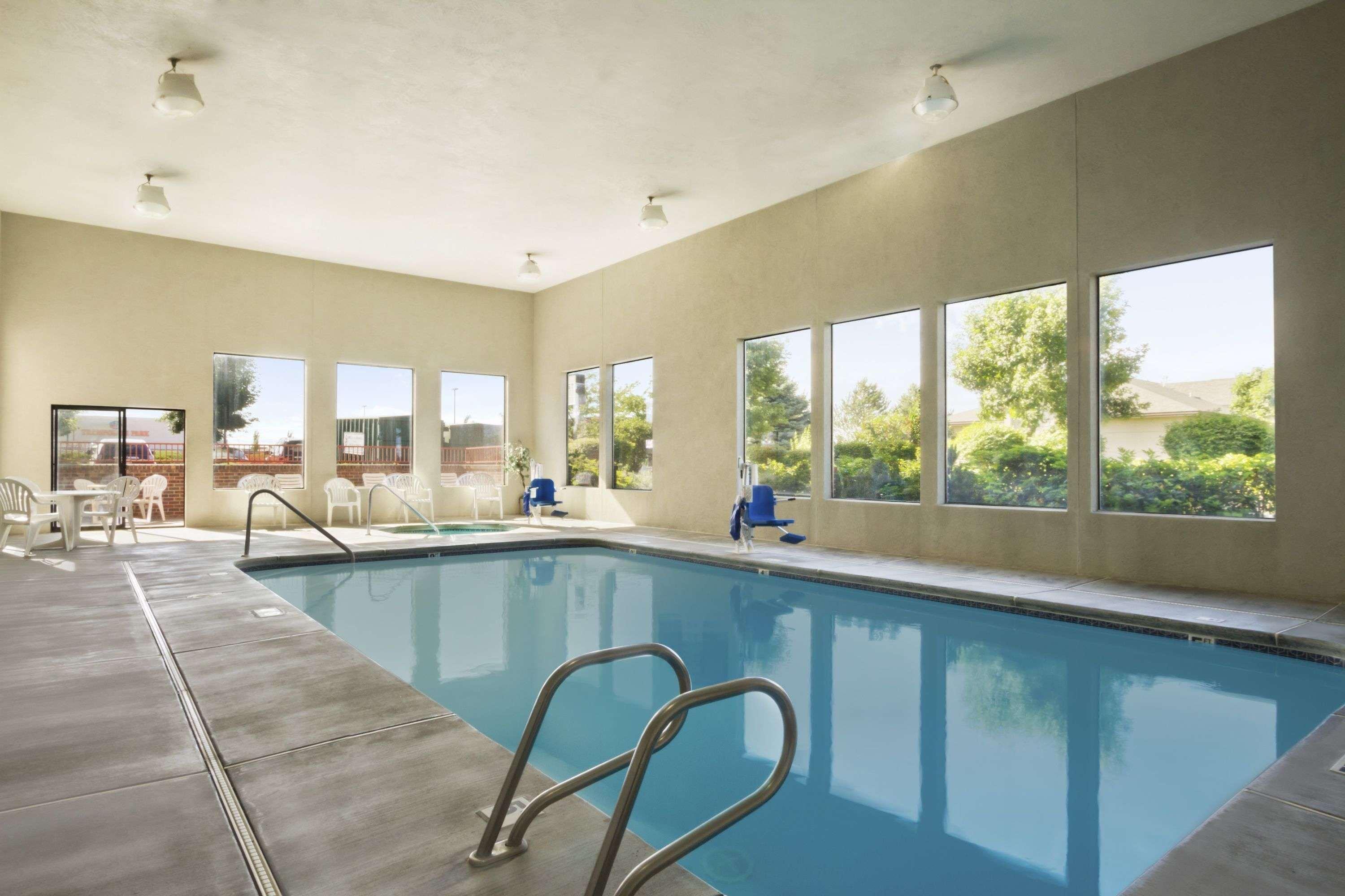 Motel Super 8 By Wyndham Kennewick Esterno foto